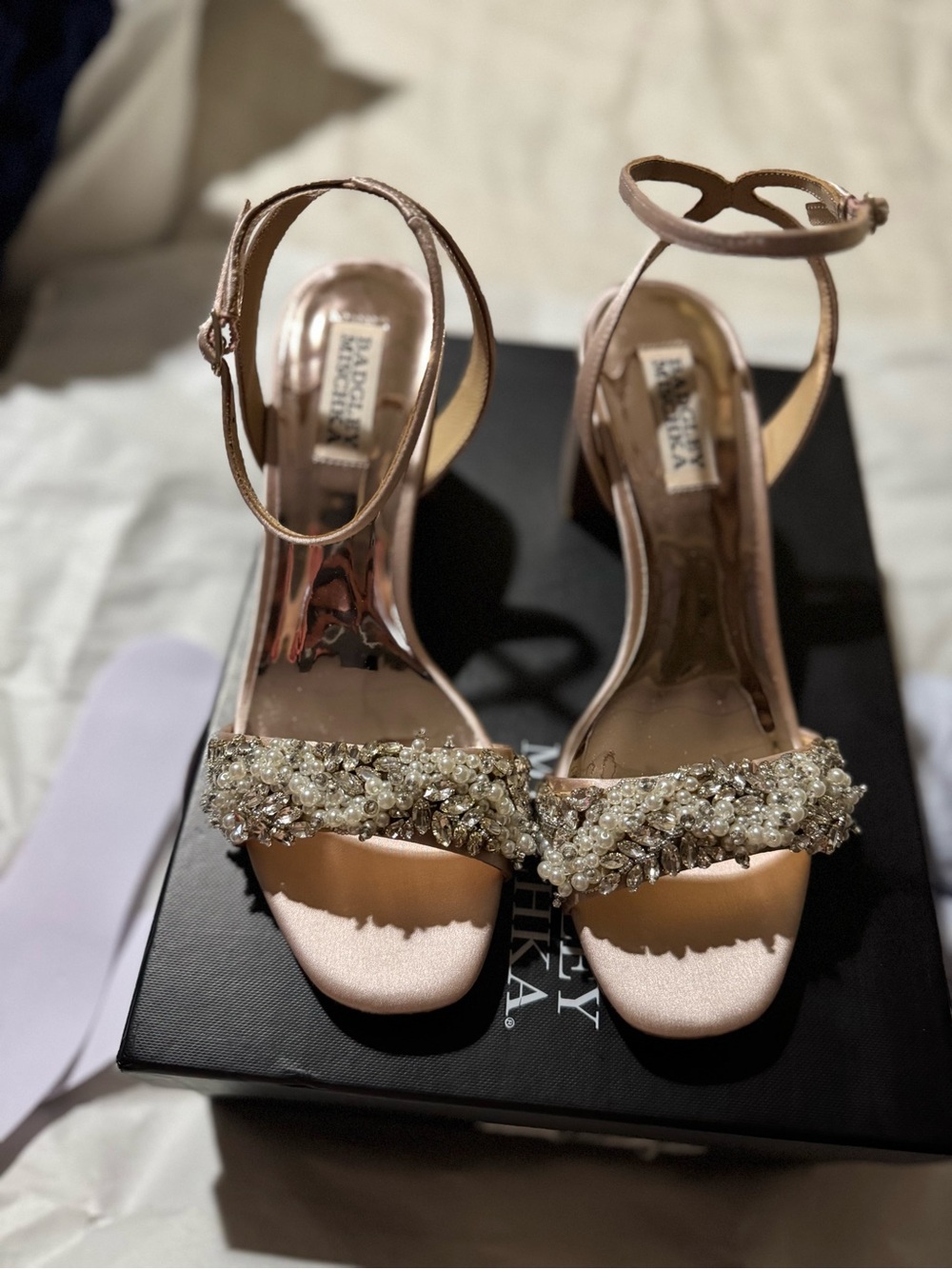 Badgley Mischka Clara Embellished Strap Evening Shoe Size US7.5 New W/ Box.